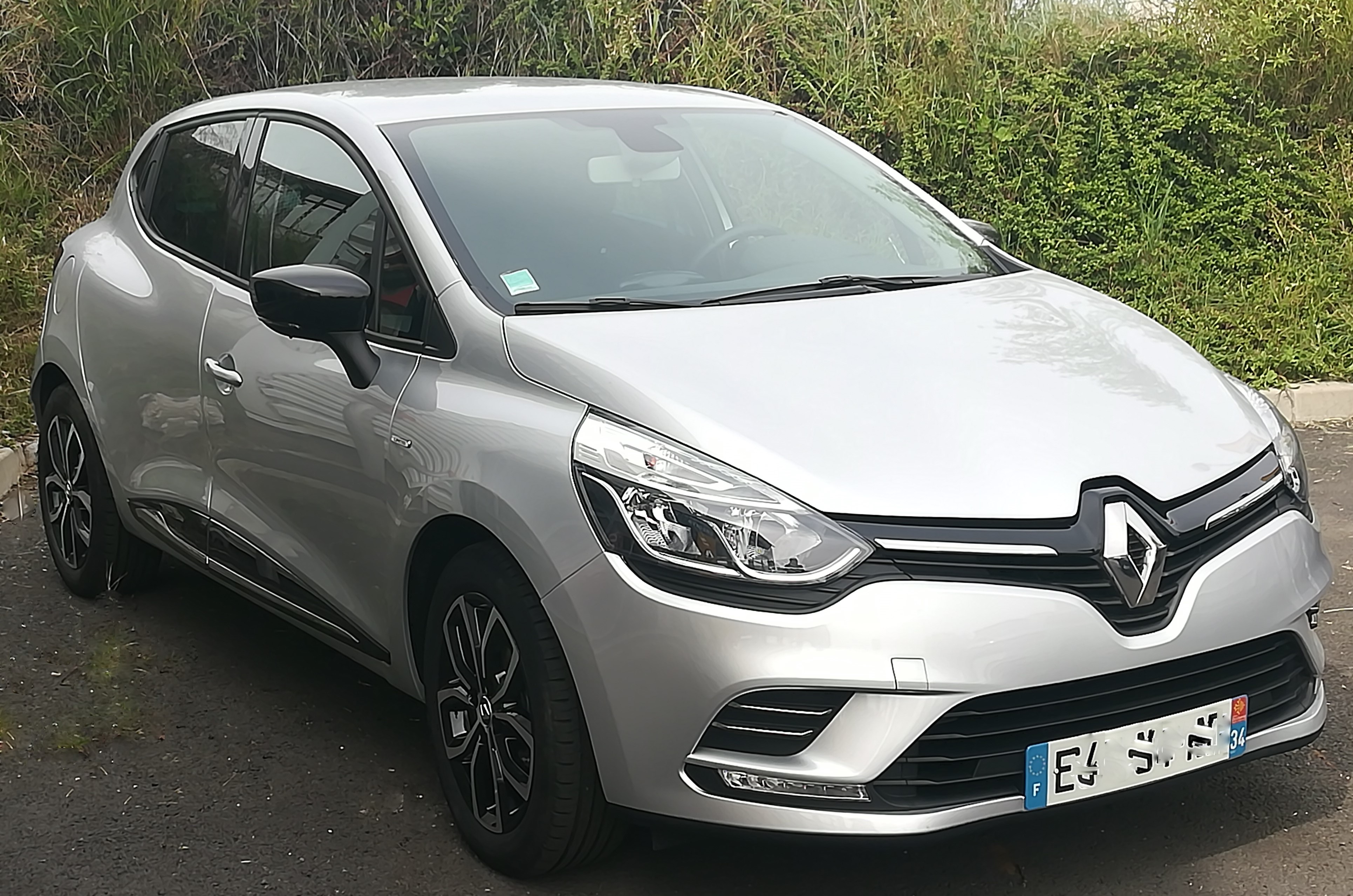 Renault Clio Iv Limited Energy Dci90 Agence Renault Montimaran